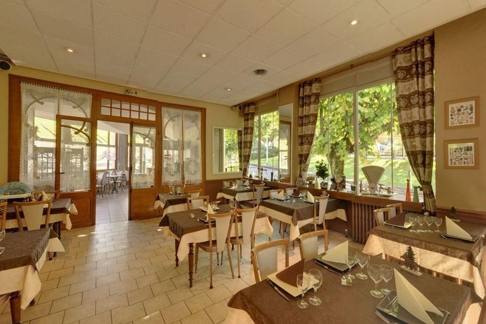 Hotel Au Val Dore Ла Бурбул Екстериор снимка