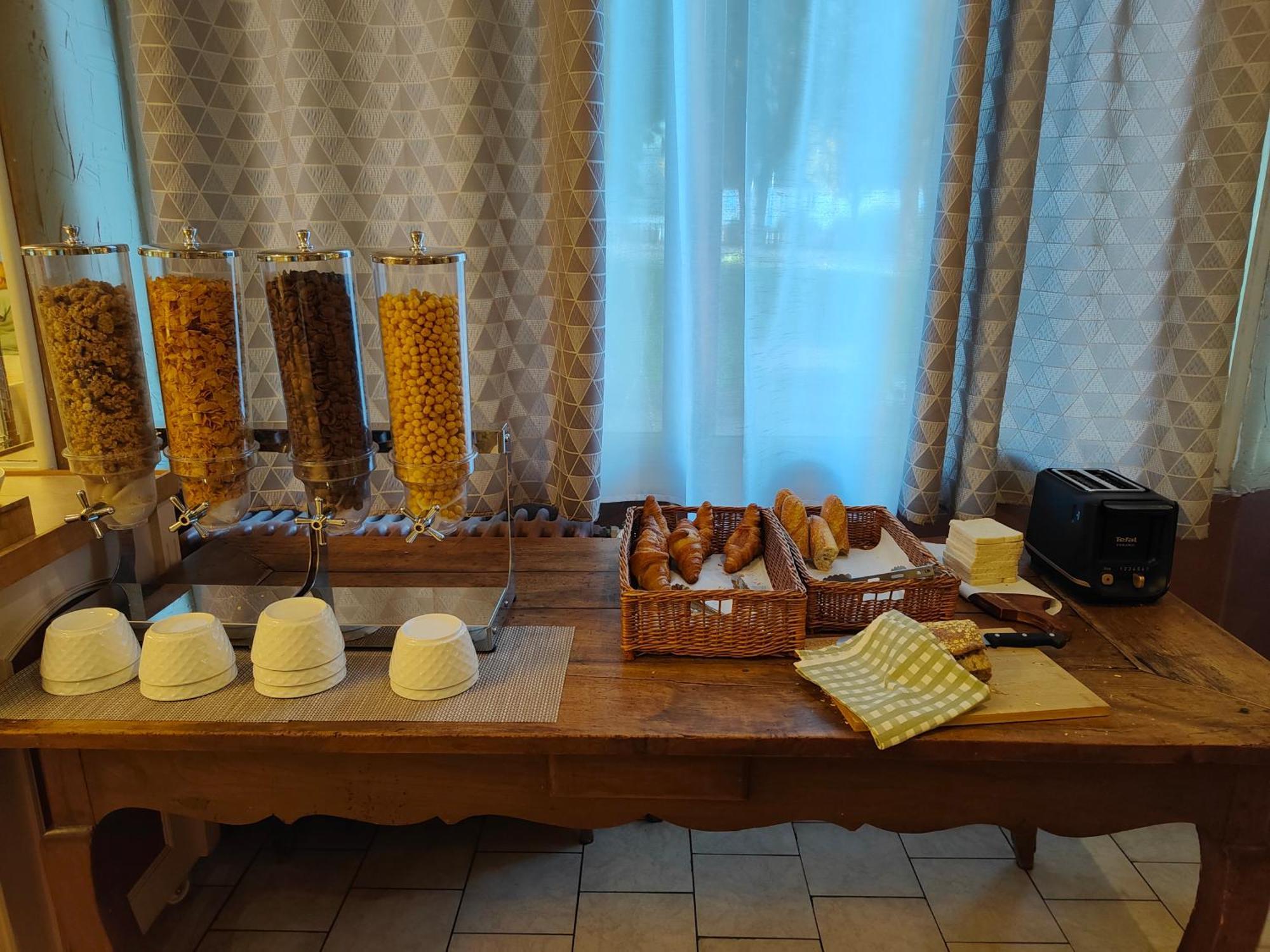 Hotel Au Val Dore Ла Бурбул Екстериор снимка